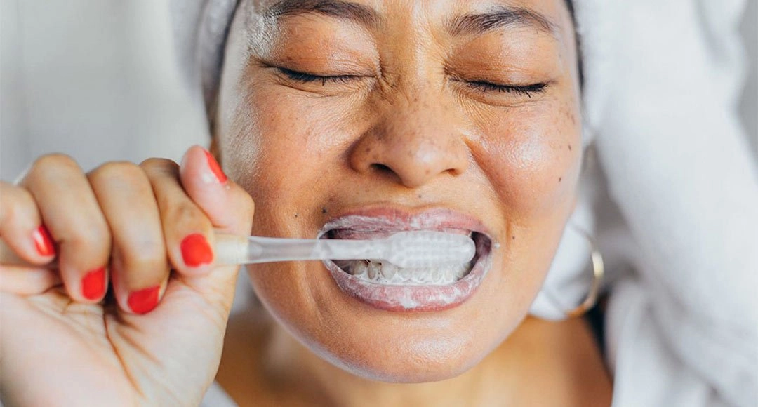 The Benefits of Electric Toothbrush vs. Manual - Oral-B
