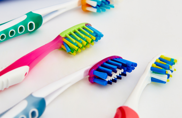 Manual Toothbrushes